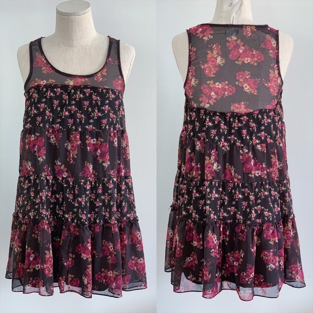 Urban Outfitters Kimchi Blue Tiered Floral Dress​ women’s size xs